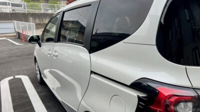 TOYOTA SIENTA. (Normal Dirt)