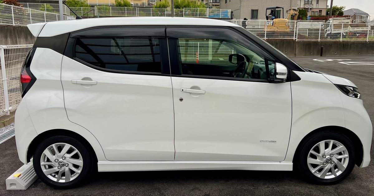 NISSAN DAYZ  Highway STAR. (Heavy Dirt)