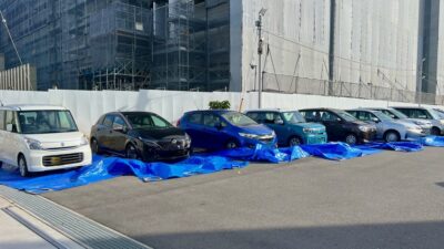 30 台の出張洗車 | 素洗車の途中経過。